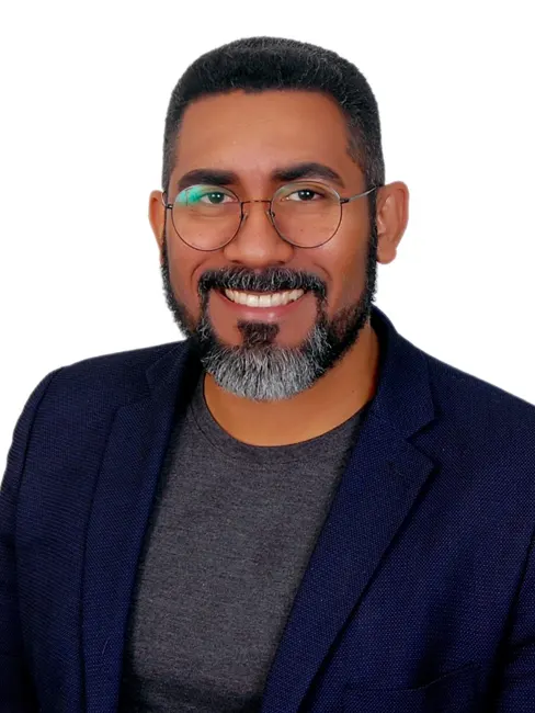 Pr. Emerson Arruda Diretor Acadêmico 