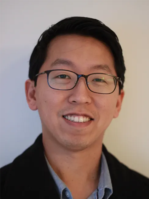Pr. Chun Kwang Chung Diretor